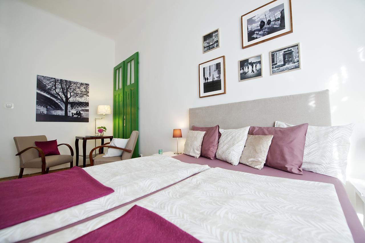 Green Door Family Apartment Budapest Ngoại thất bức ảnh